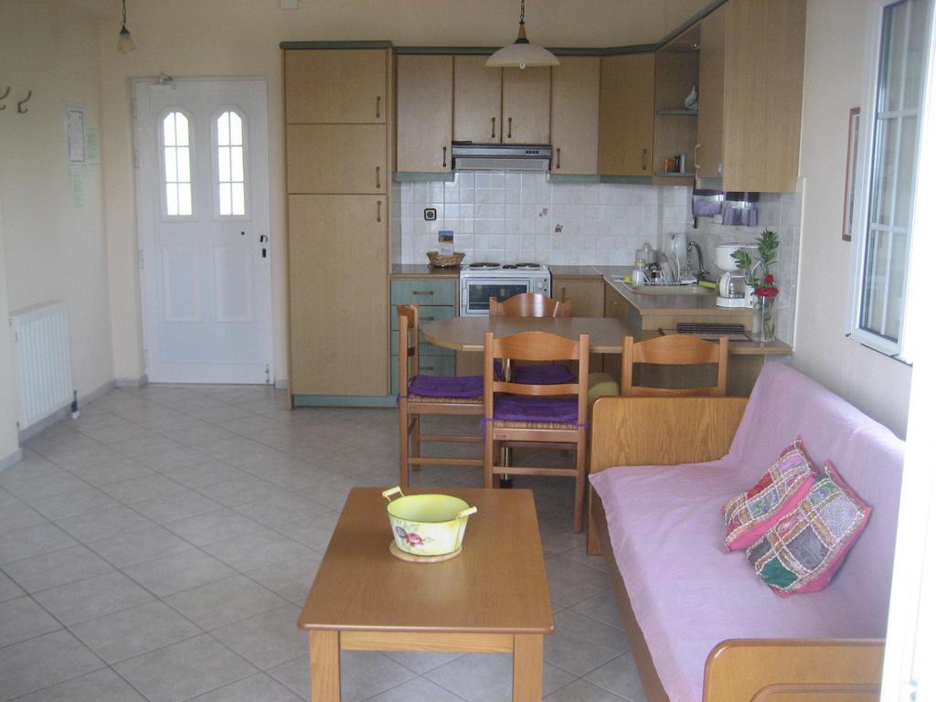 Stelios Apartments Istron エクステリア 写真